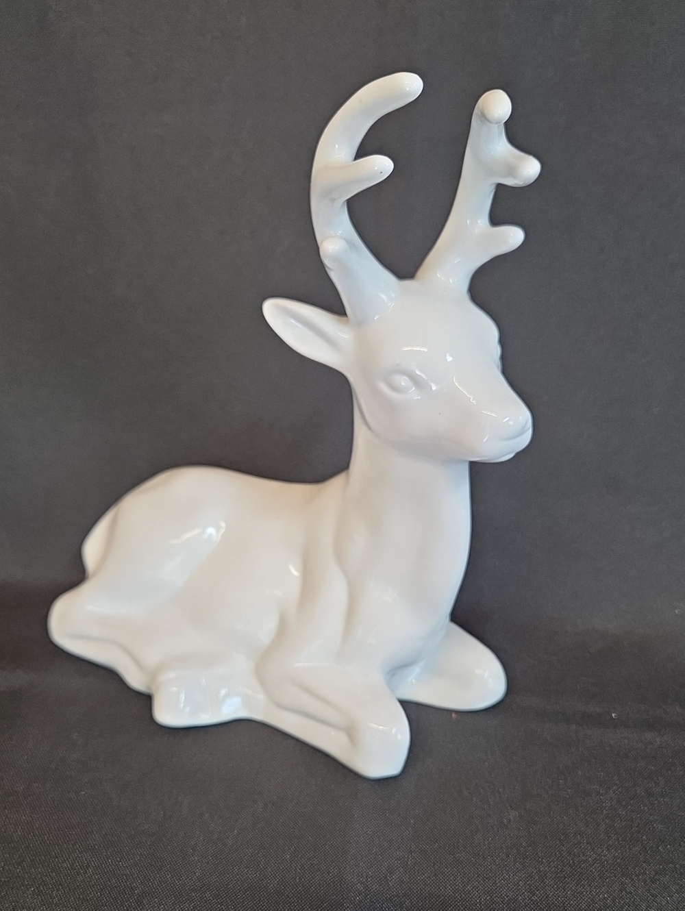 Vintage White Stag